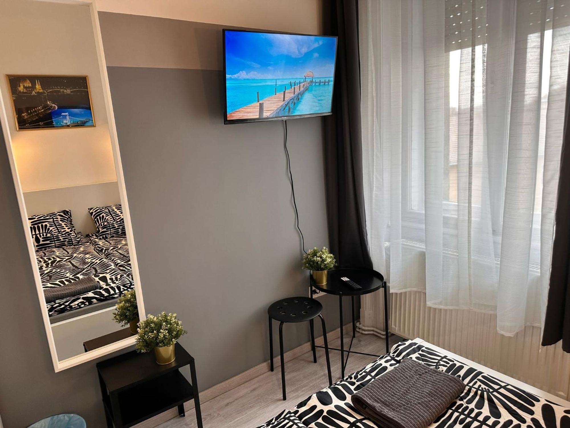 Downtown Sunrise Apartman