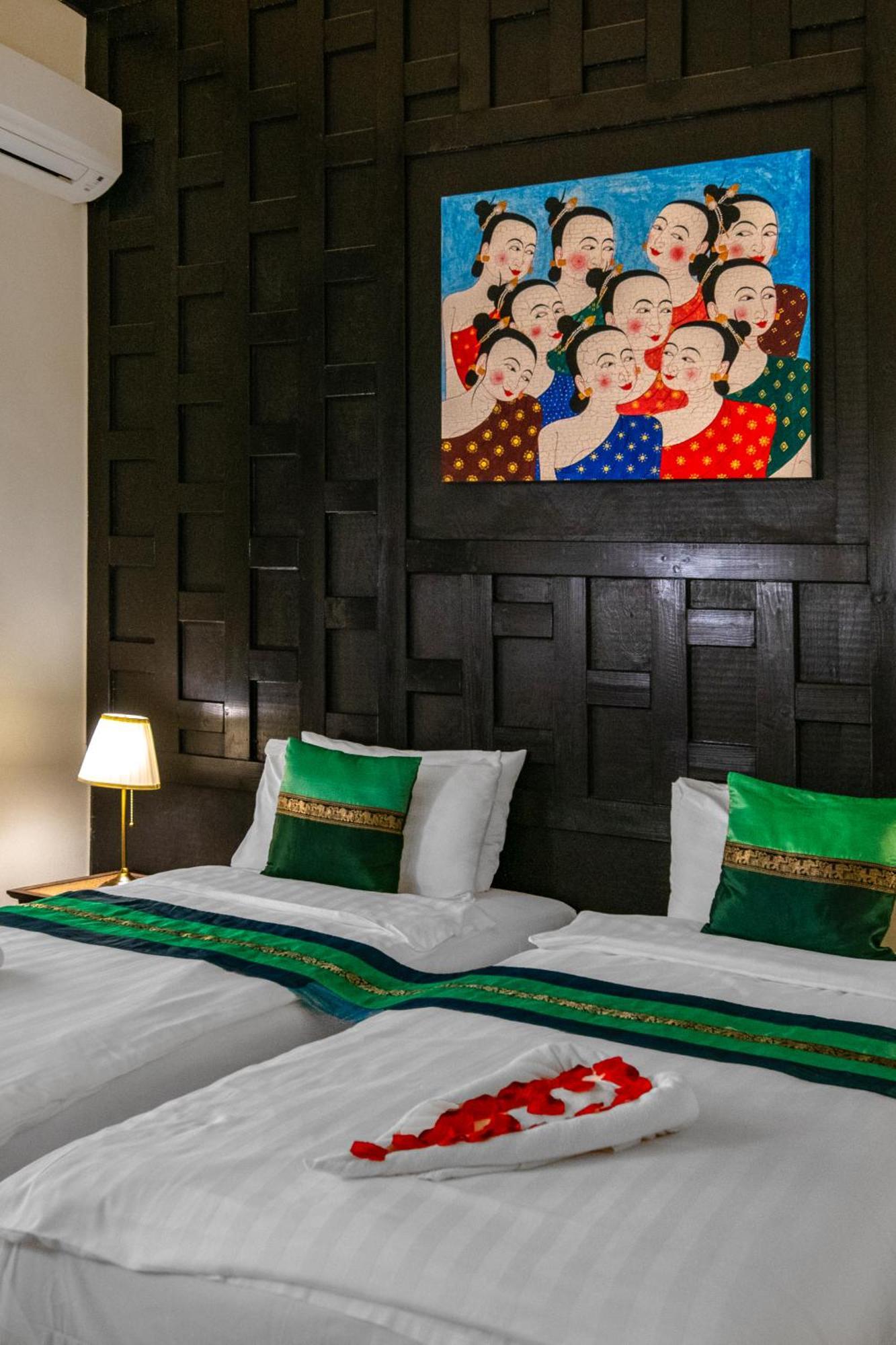 Hotel Andrassy Thai 3*