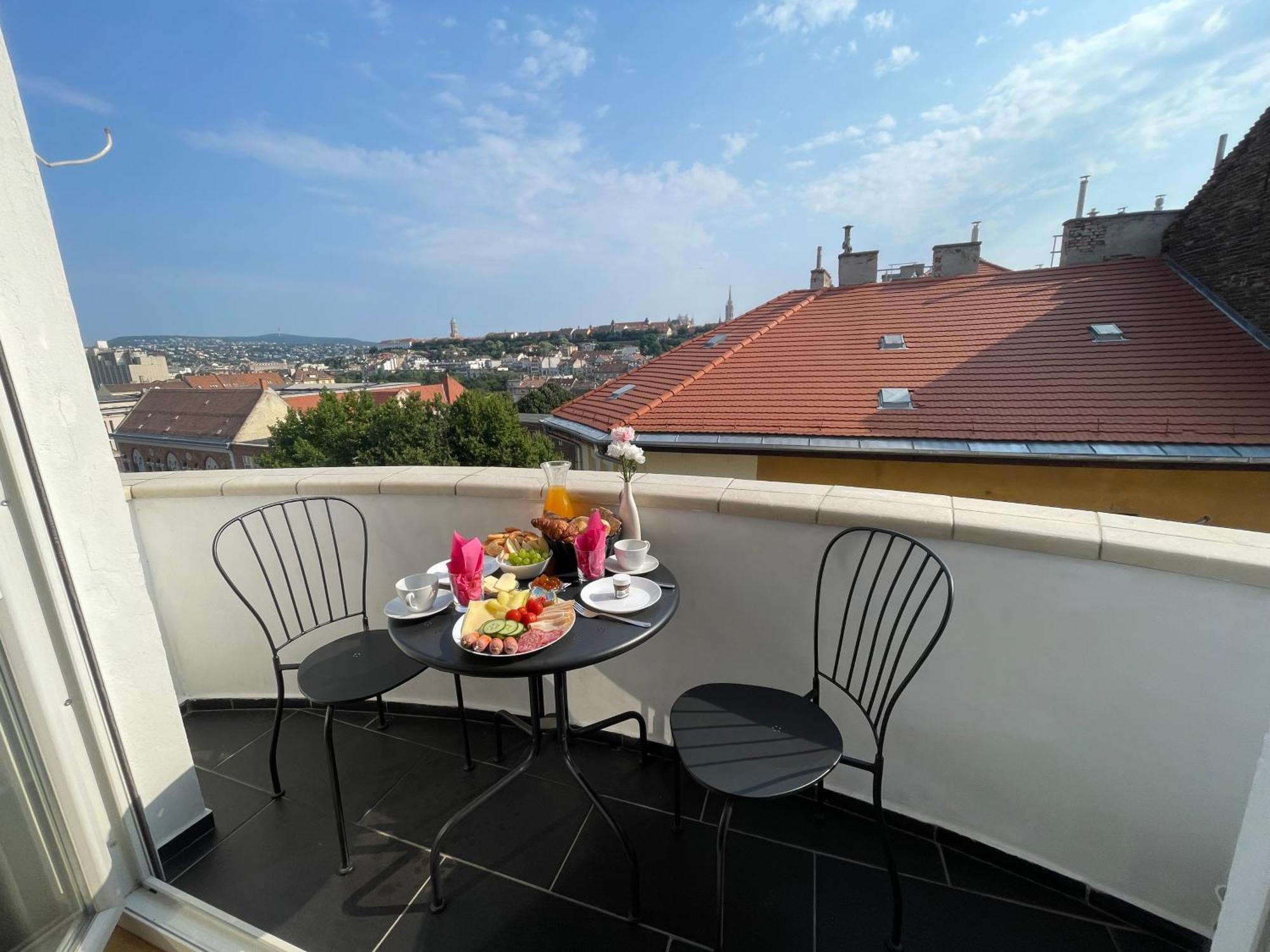 Budacastle Panoramic Luxurious Family Apt, Free Parking Included Apartamento Budapest