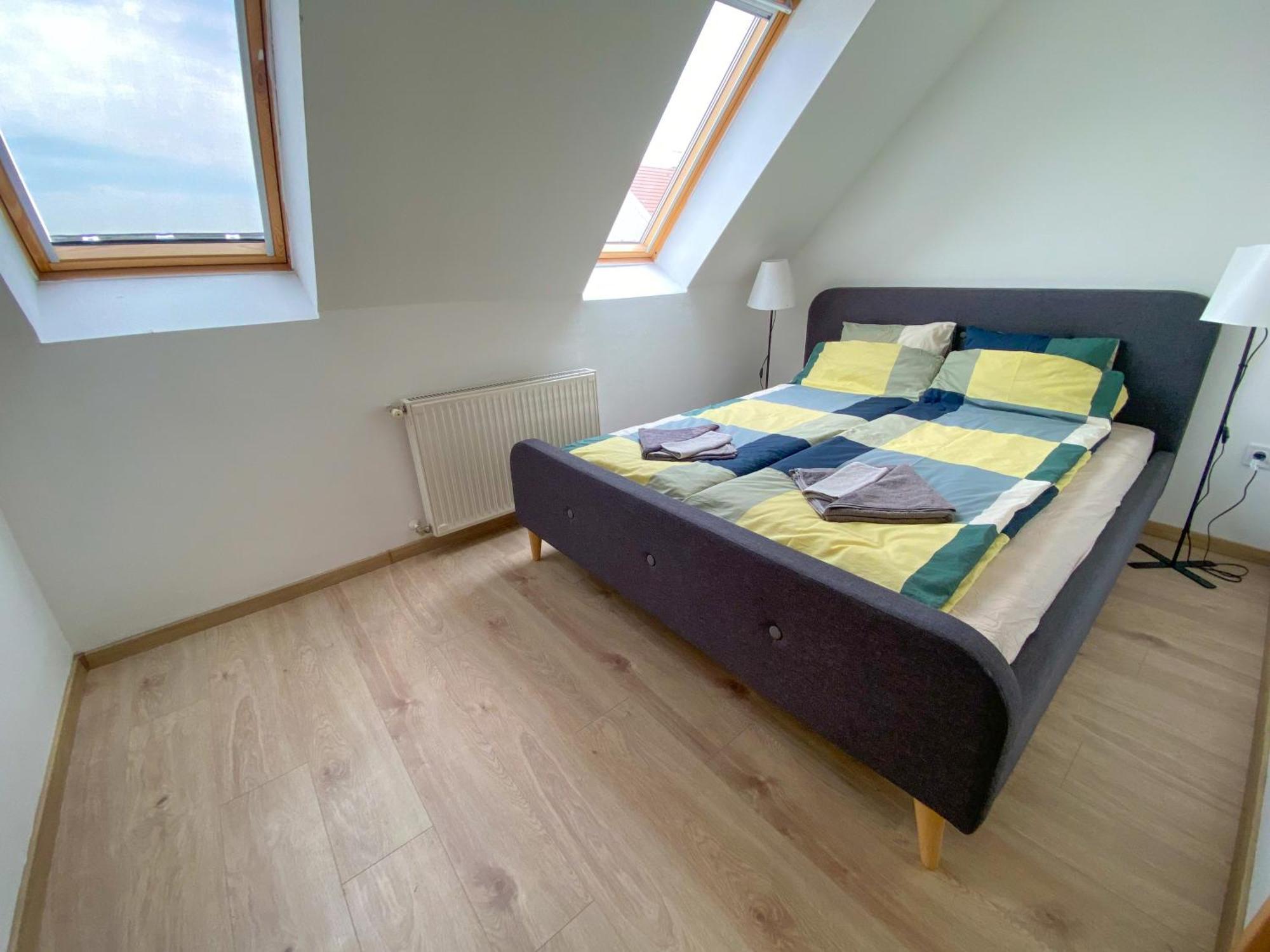 Spacious 2 Story Loft W Balcony Near Opera, Andrassy Apartmán *