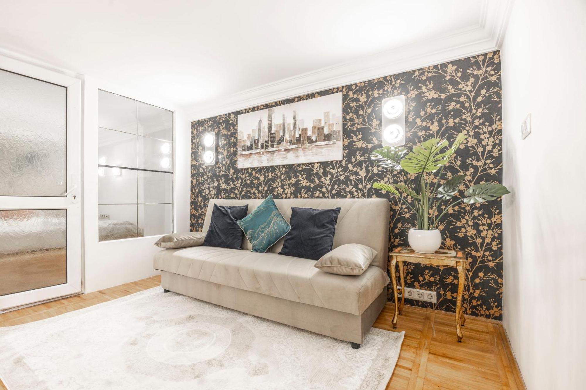 Classy Quentin Dream In The Heart Of Apartment *