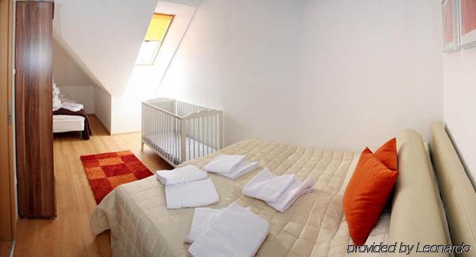 Vivaldi Apartment