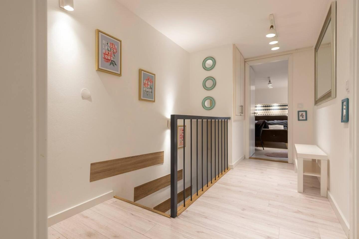 New! Treasure Box In The Heart Of * Budapest