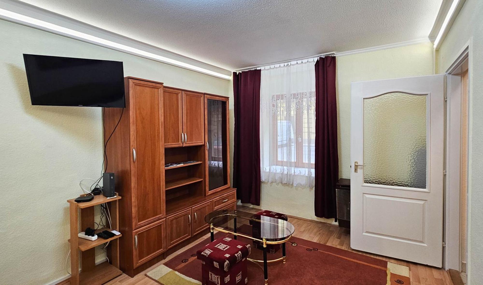Free Parking Synagogue Appartement