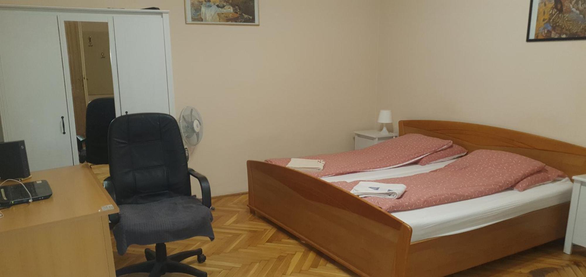 Garibaldi Apartman Apartmán *