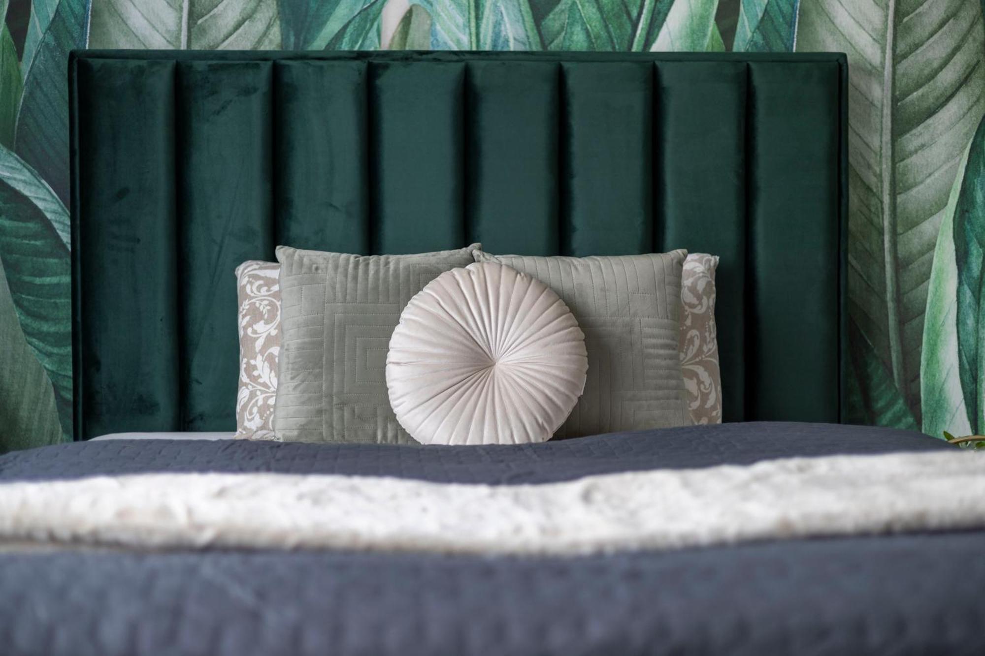 Apartamento Luxy Spacious & Cozy With Balcony *