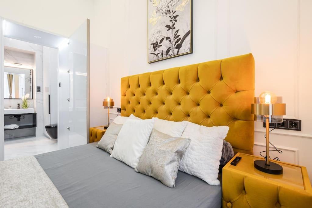 Apartman High-end 2-bedroom In The Center With Balcony Budapest