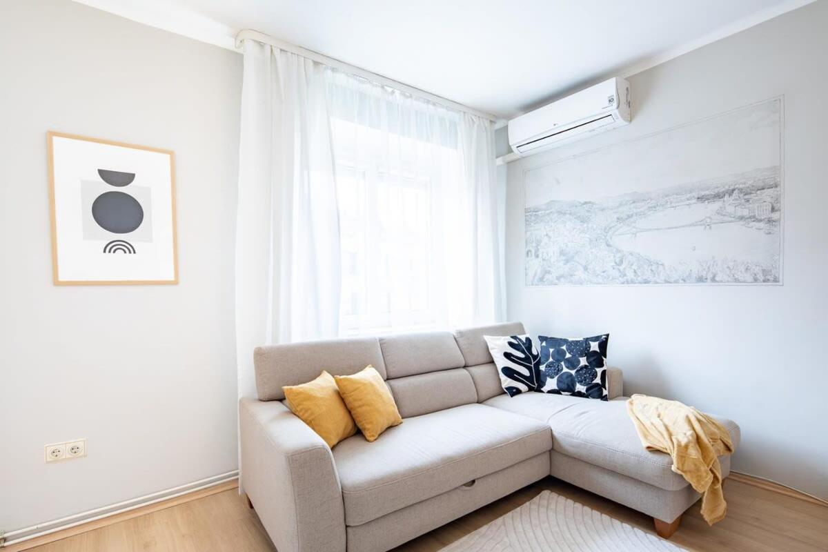 - Comfy - Sunny Apartamento