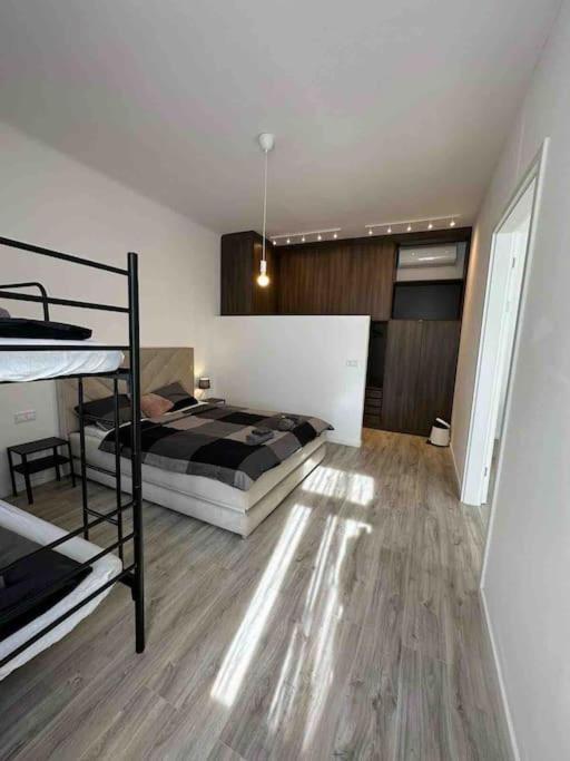 Apartment Newly New York Designed 3 Bedroom *