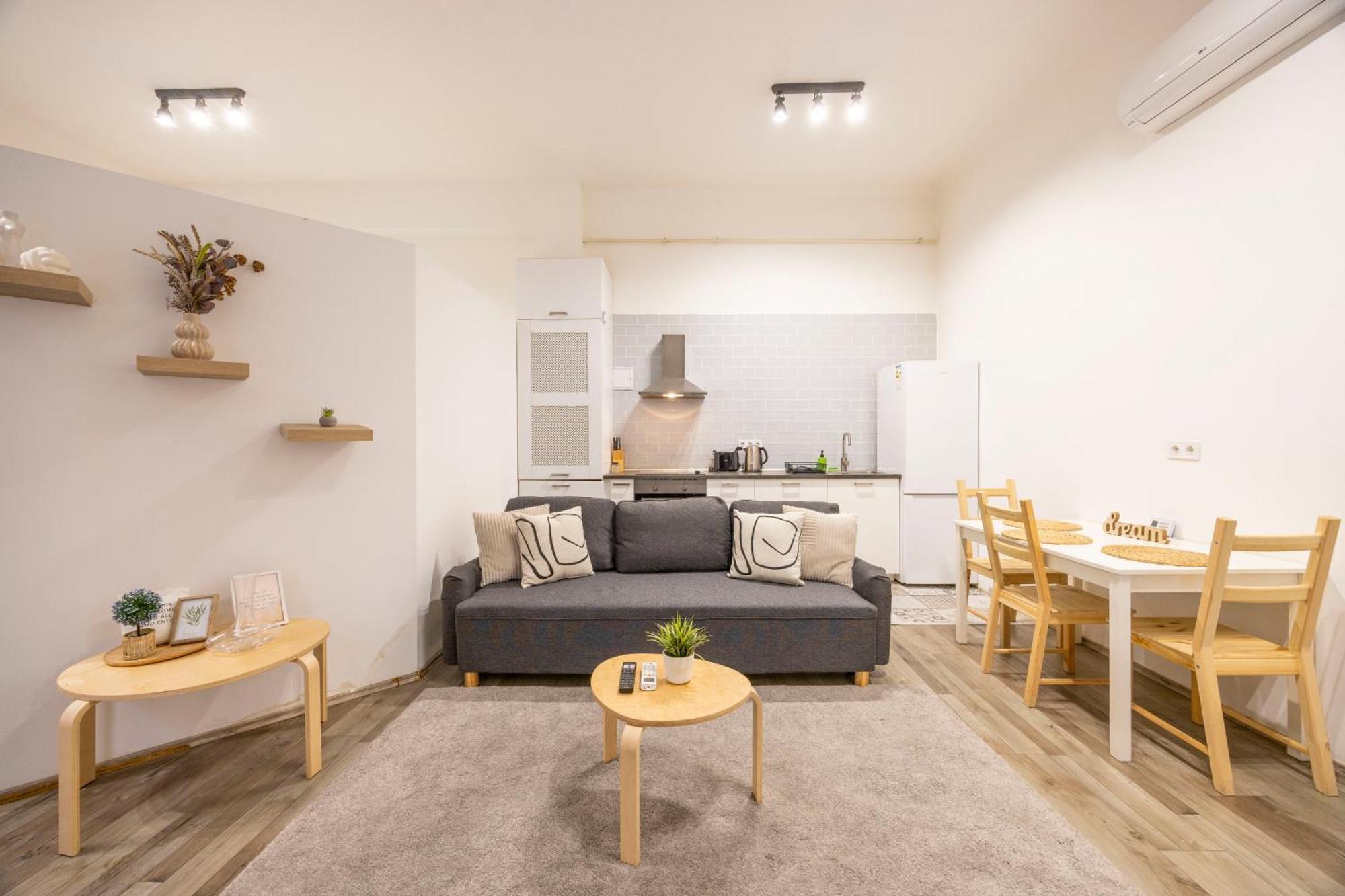 & Cozy Superior Terez Boulevard Apartament