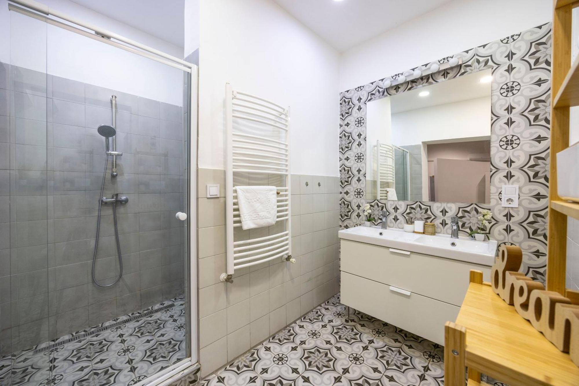& Cozy Superior Terez Boulevard Apartament Budapeszt