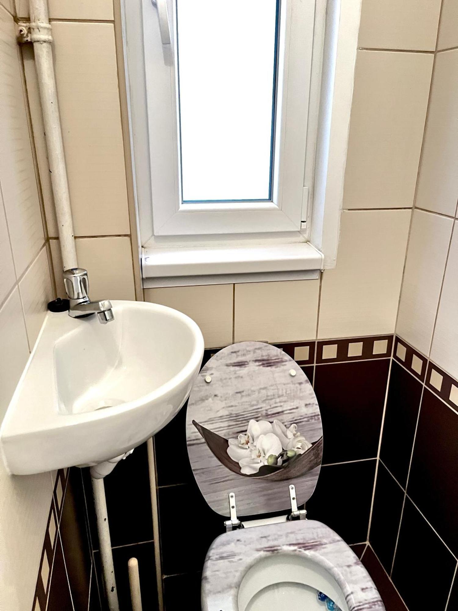 Margaret Bridge Spot Apartment Budapest