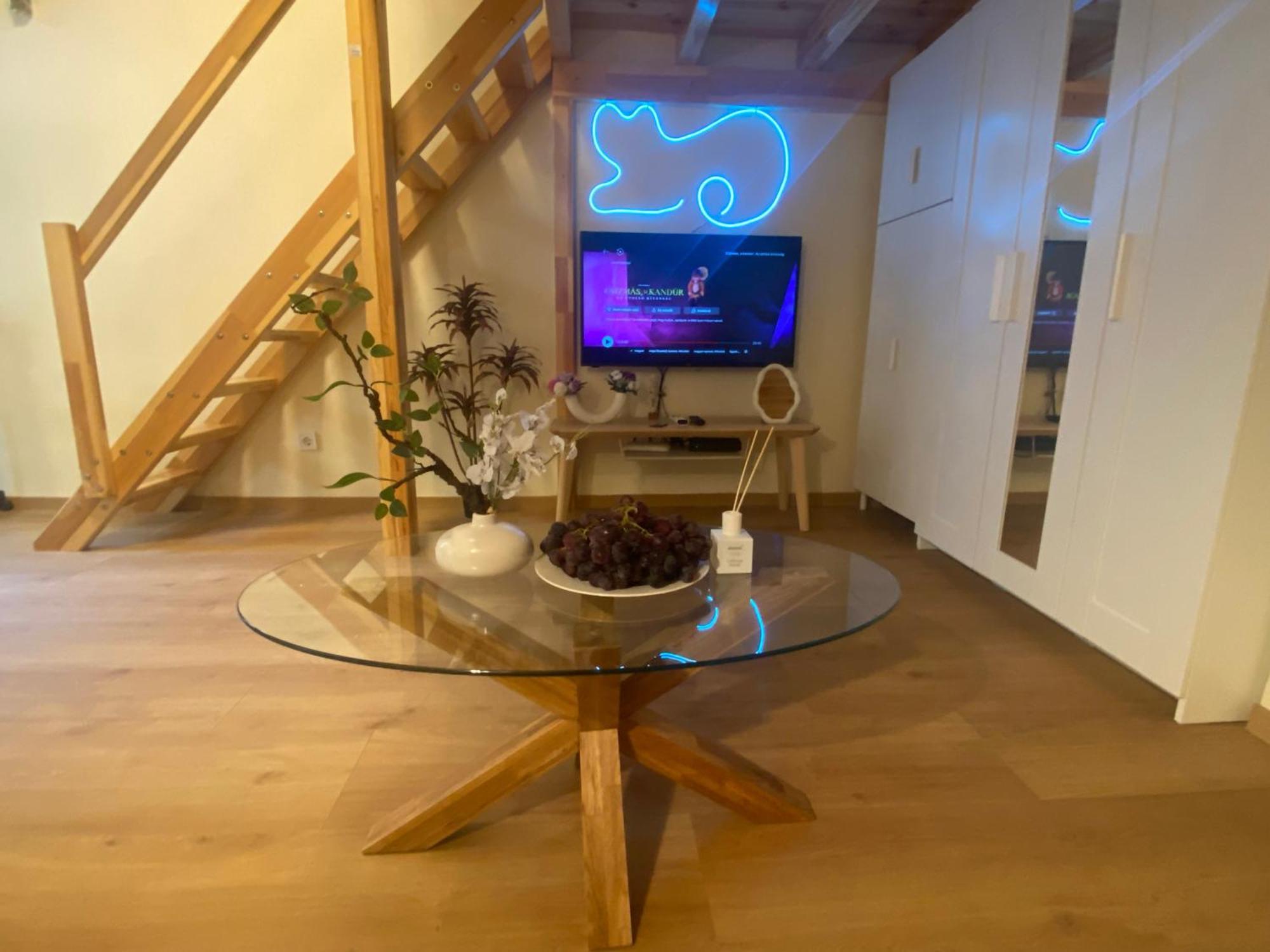 Sweet Spot-next New York Cafe Apartamento