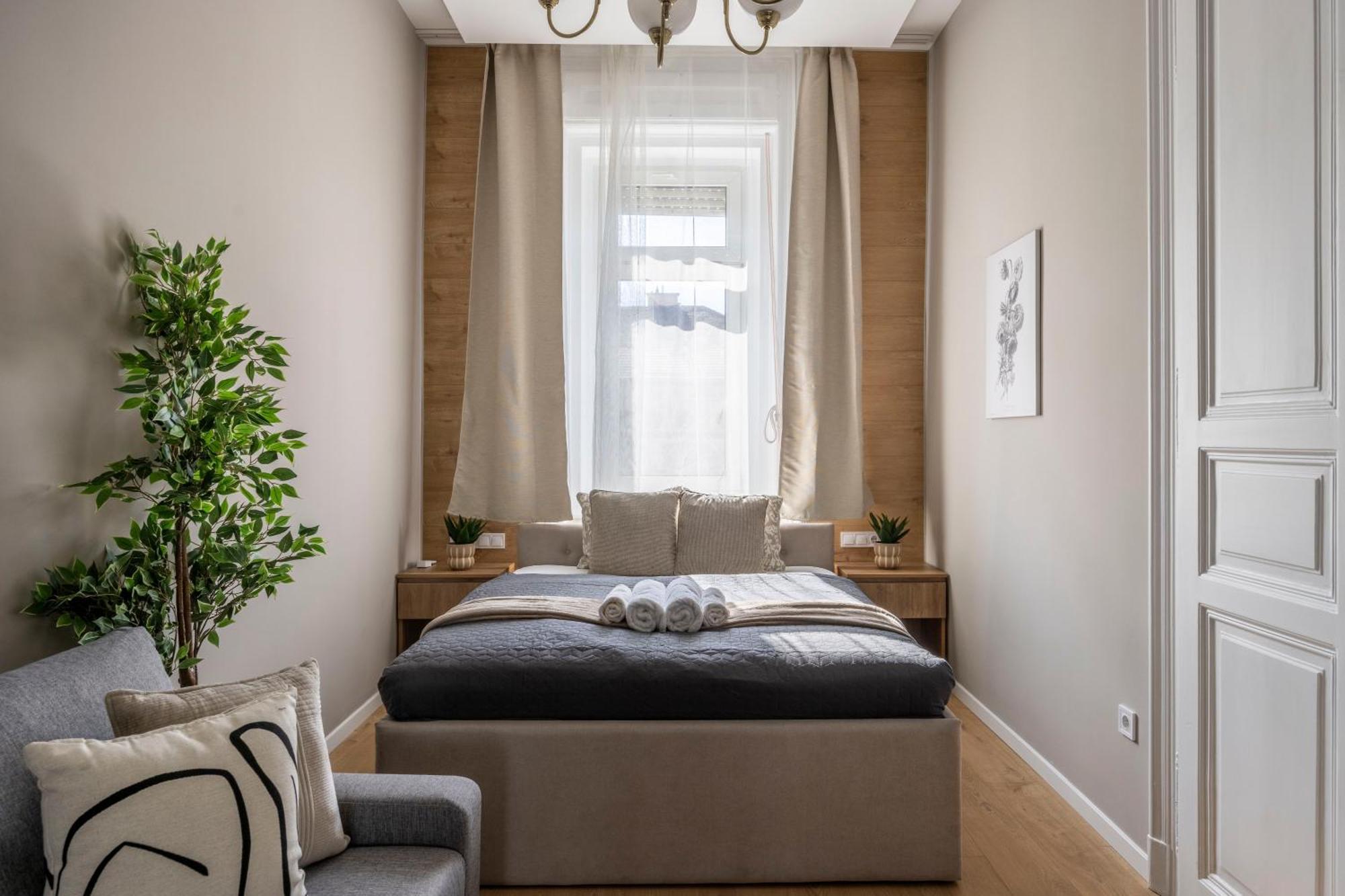 Exclusive N' Spacious Elizabeth Apartment *