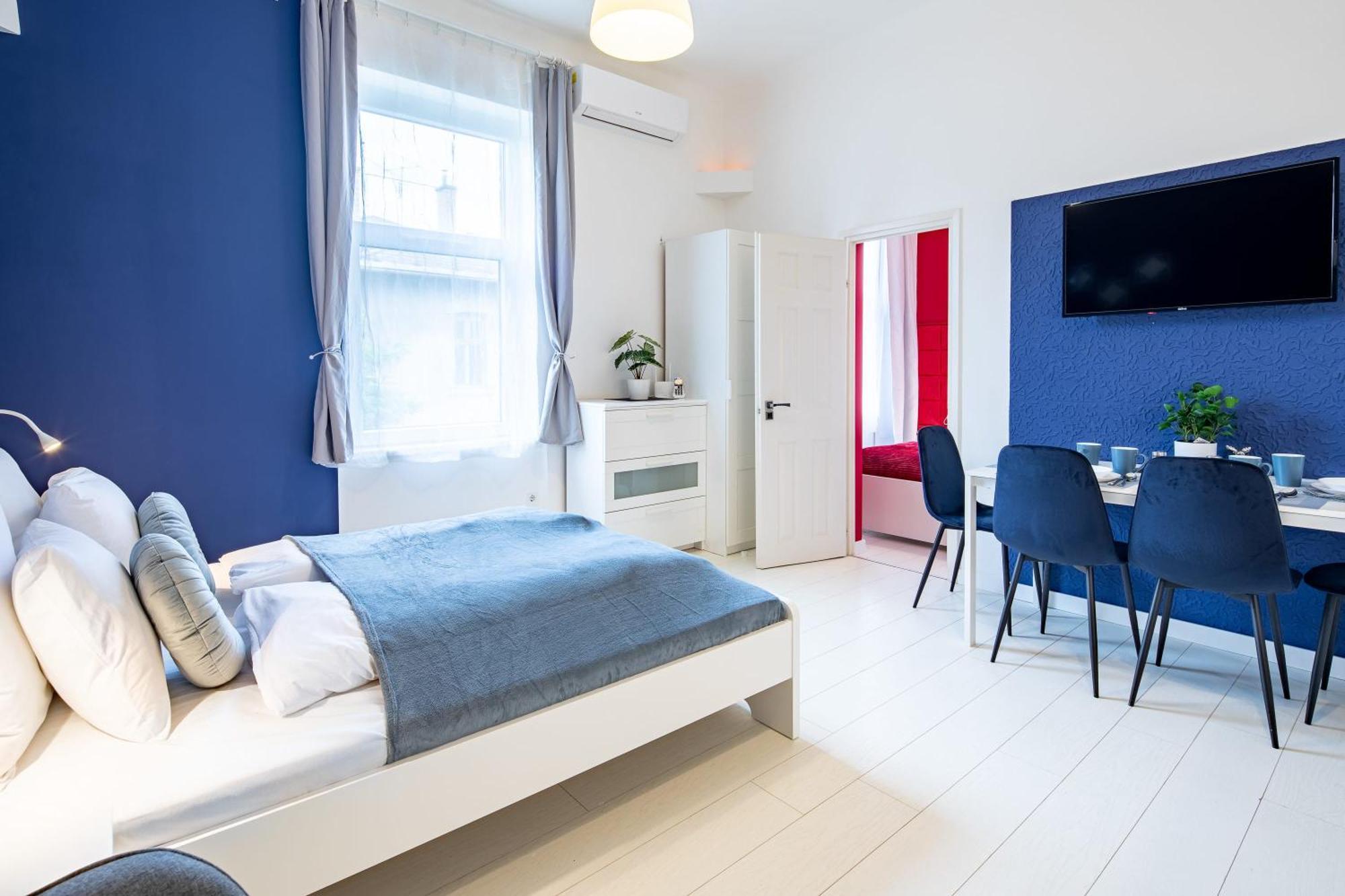 - Quiet Aparment