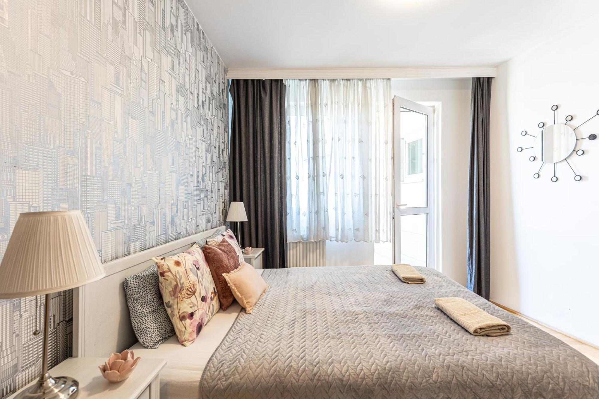 Gozsdu White Raven Residence 305 *