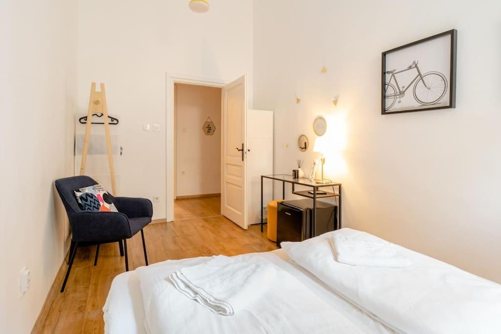 Appartamento Lovely Flat In The Heart Of *