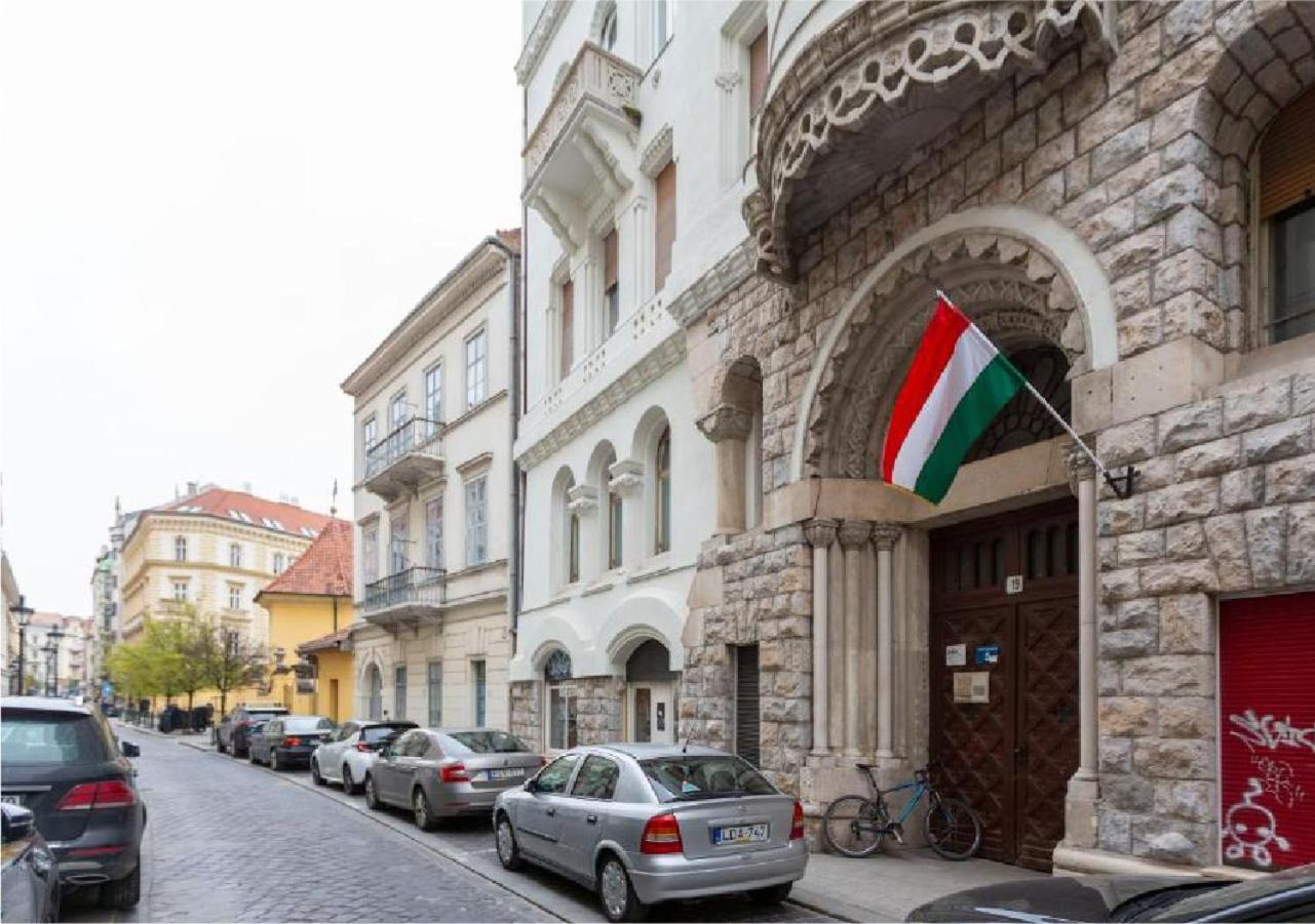 Exclusive Veres Palne By Cavaland Budapeszt