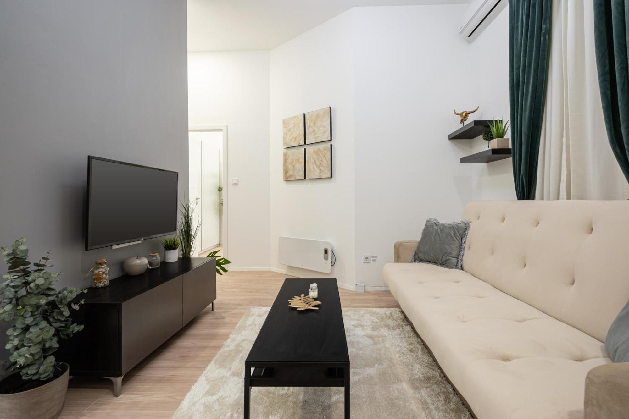 Kl31 - Urban Escape - Prime Location - Klauzal Square By Bqa Apartment *