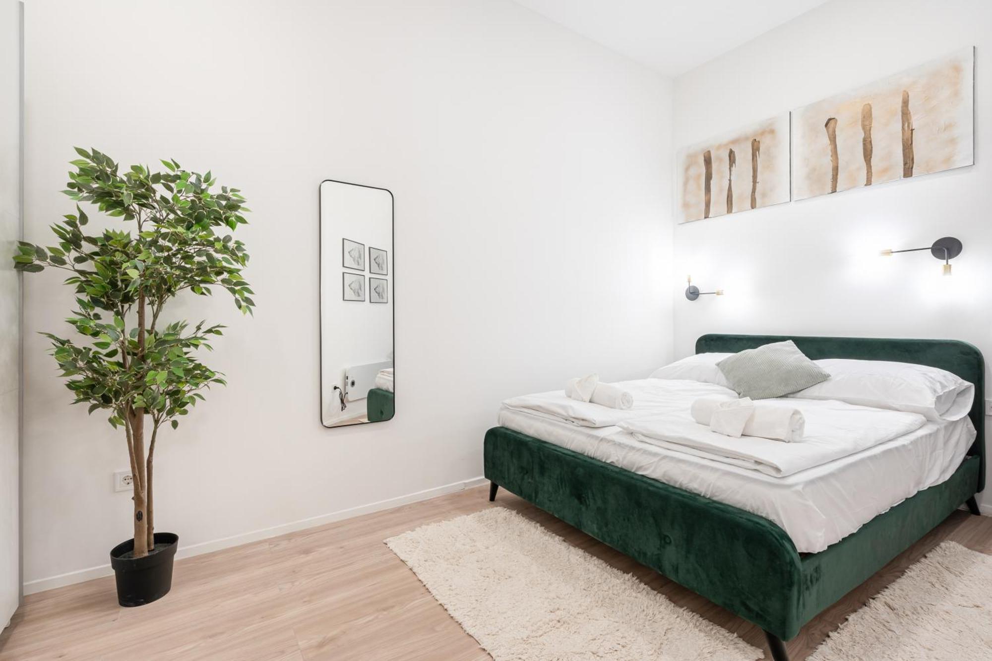 Apartment Kl31 - Urban Escape - Prime Location - Klauzal Square By Bqa *
