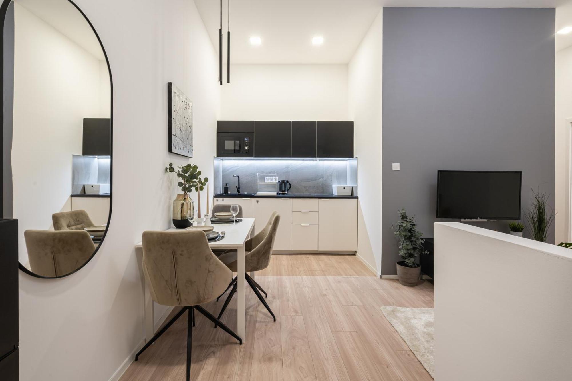 Kl31 - Urban Escape - Prime Location - Klauzal Square By Bqa Apartment Budapest