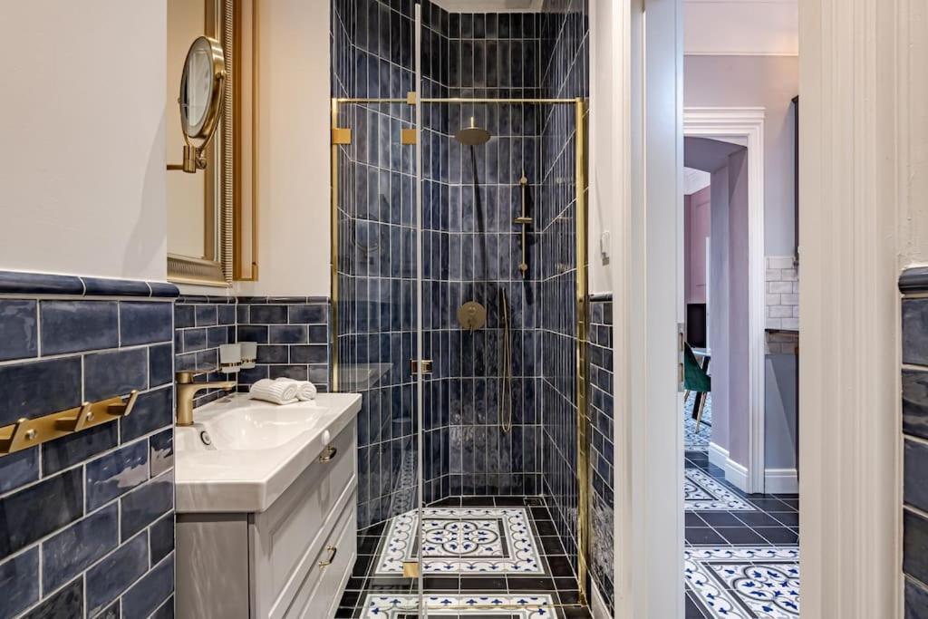 Elegant & Stylish Luxury Living Apartamento Budapest