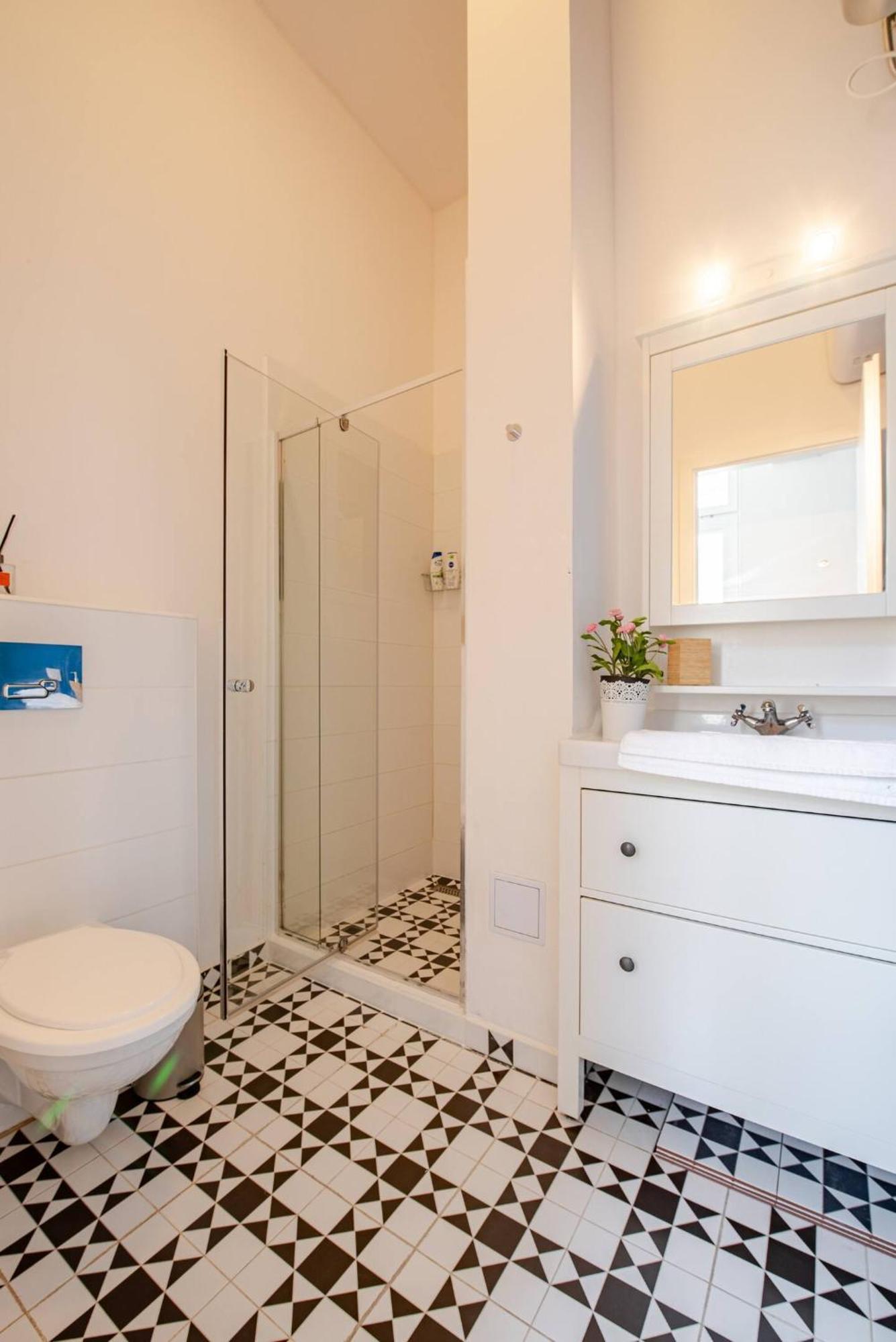 Kiraly No1 Apartman *