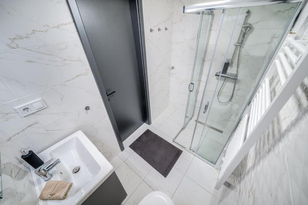 Apartman Loft 8 - Cozy Stylish With Parking