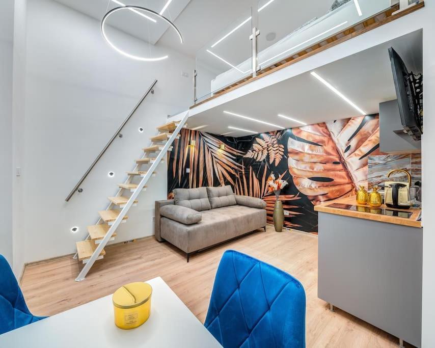 Loft 8 - Cozy Stylish With Parking Apartman *