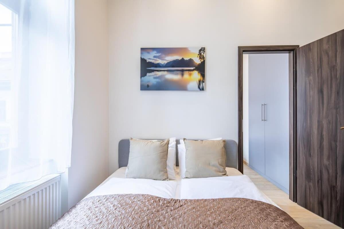 Ultra - New - Quiet Sleep Apartment *