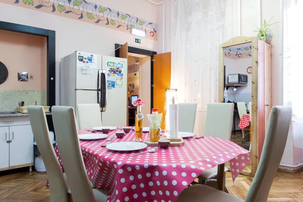 Hostal Yolo *