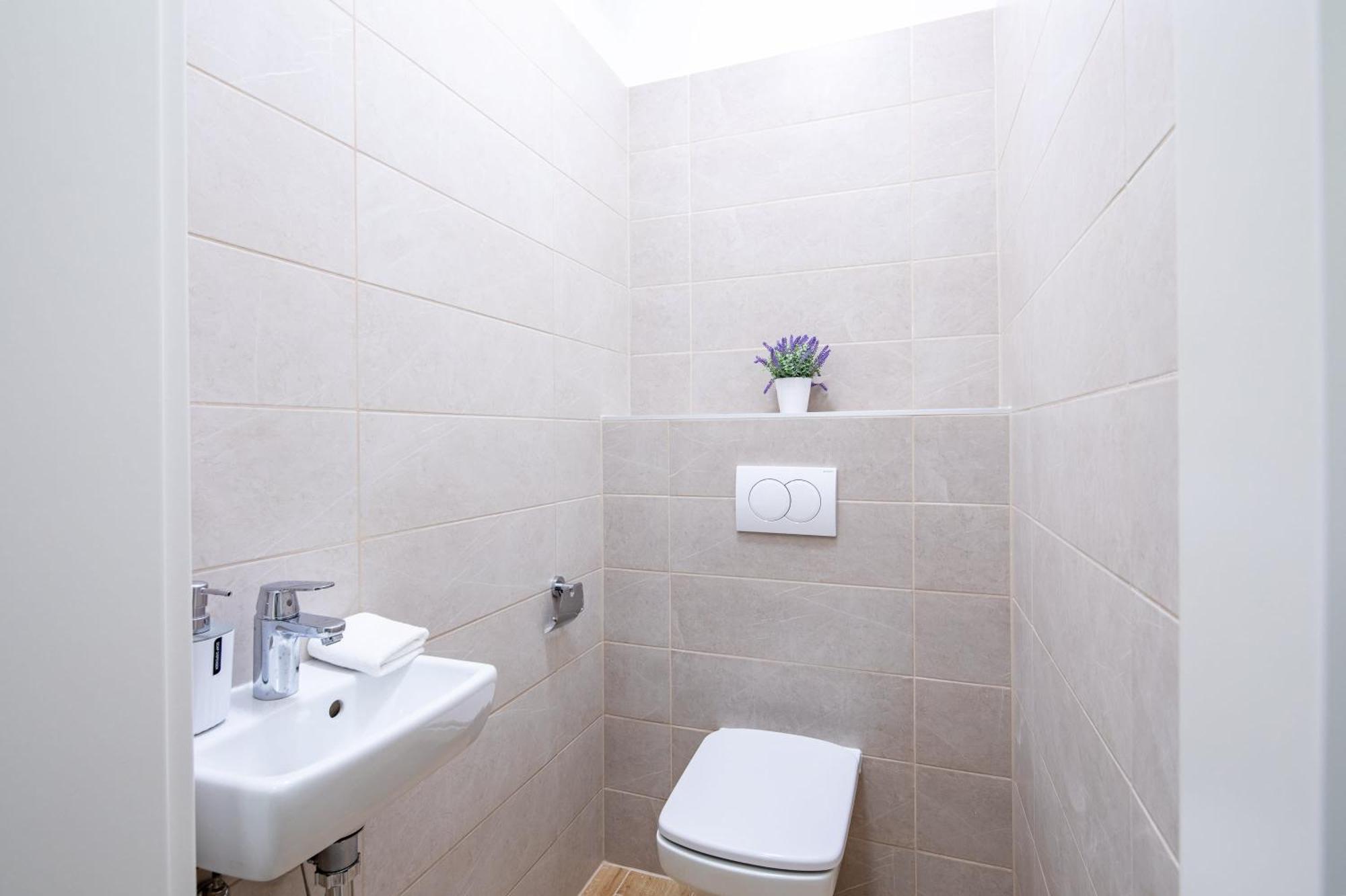 - Free Parking - Large Balcony * Budapest