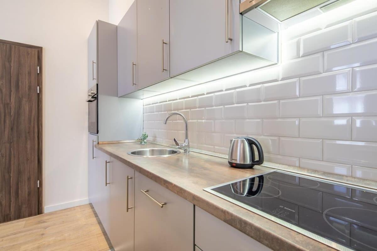 Ultra - New - Quiet Sleep Apartment