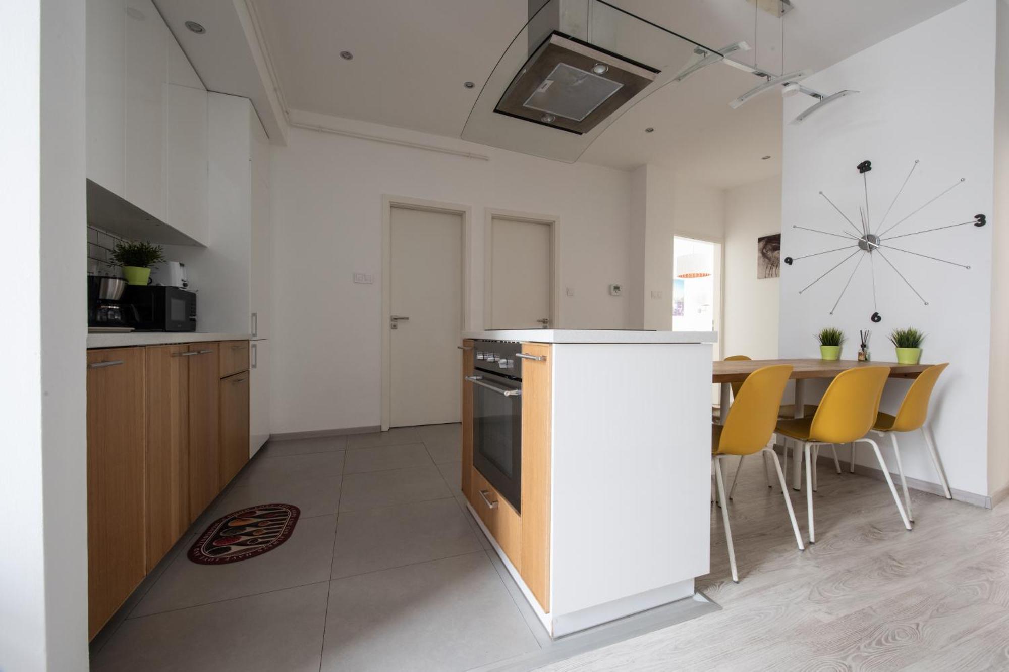 Modern Downtown Retreat At Akacfa 36 Apartamento Budapest