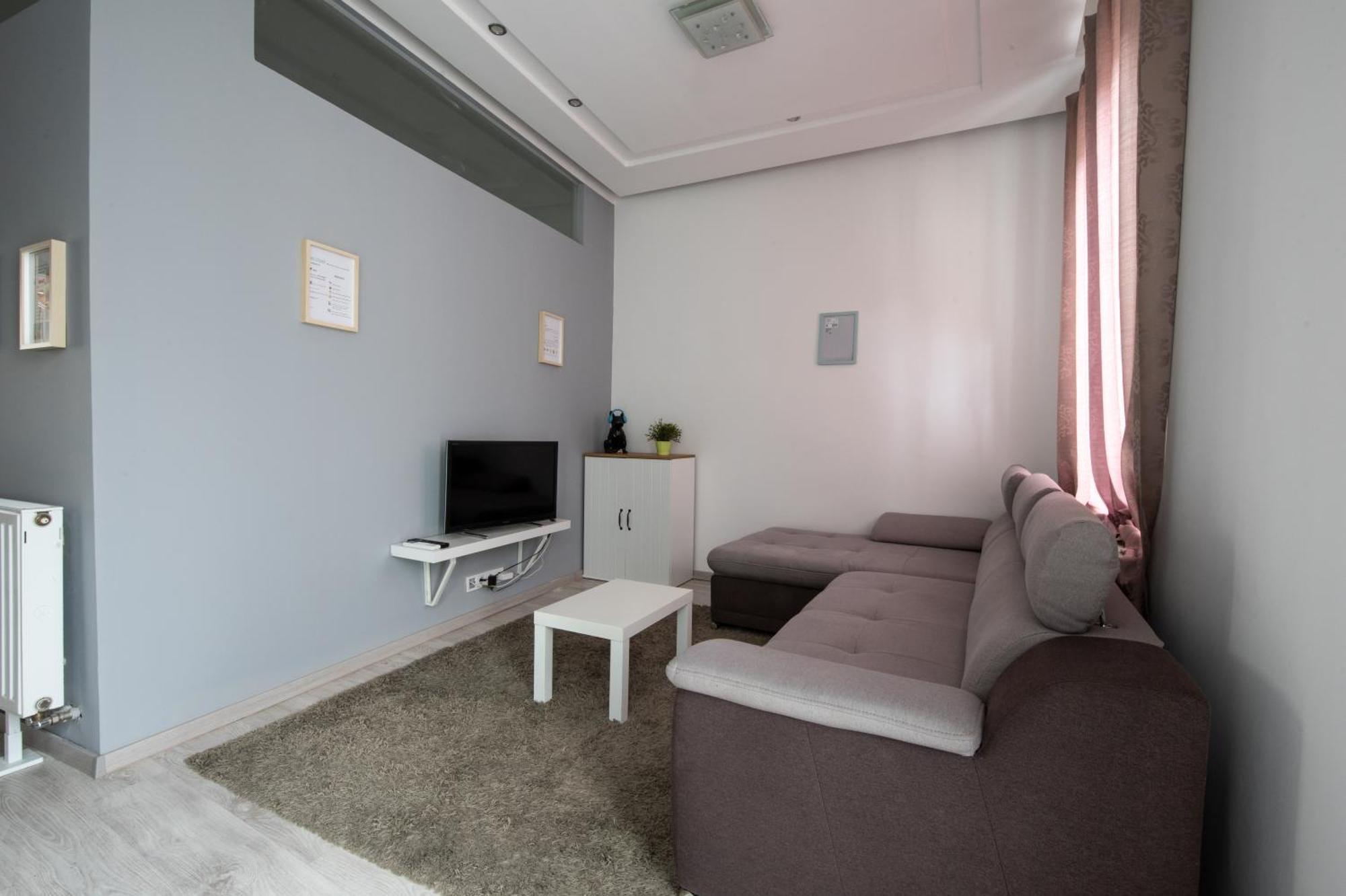 Apartamento Modern Downtown Retreat At Akacfa 36 *