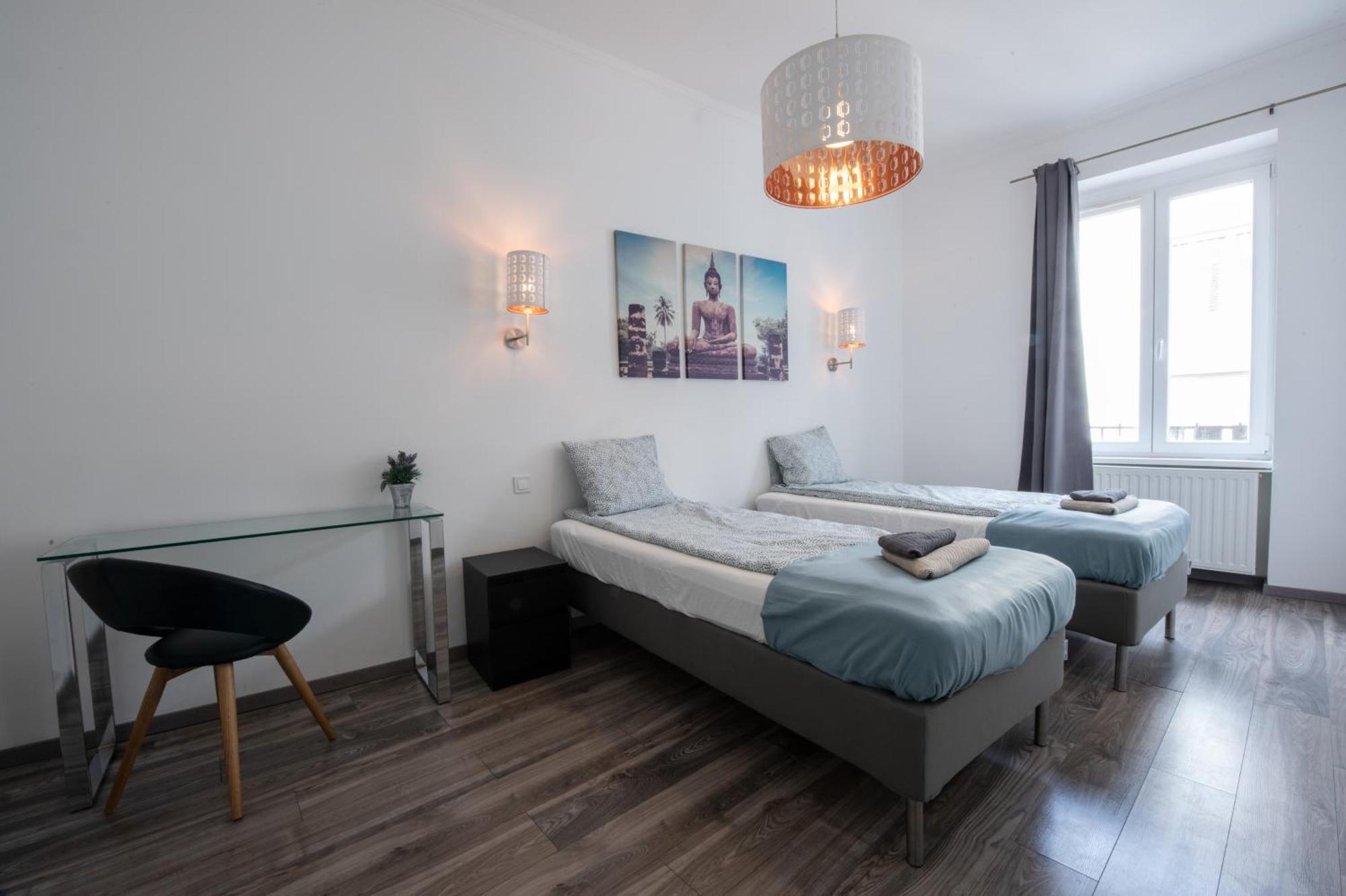 Modern Downtown Retreat At Akacfa 36 Budapest