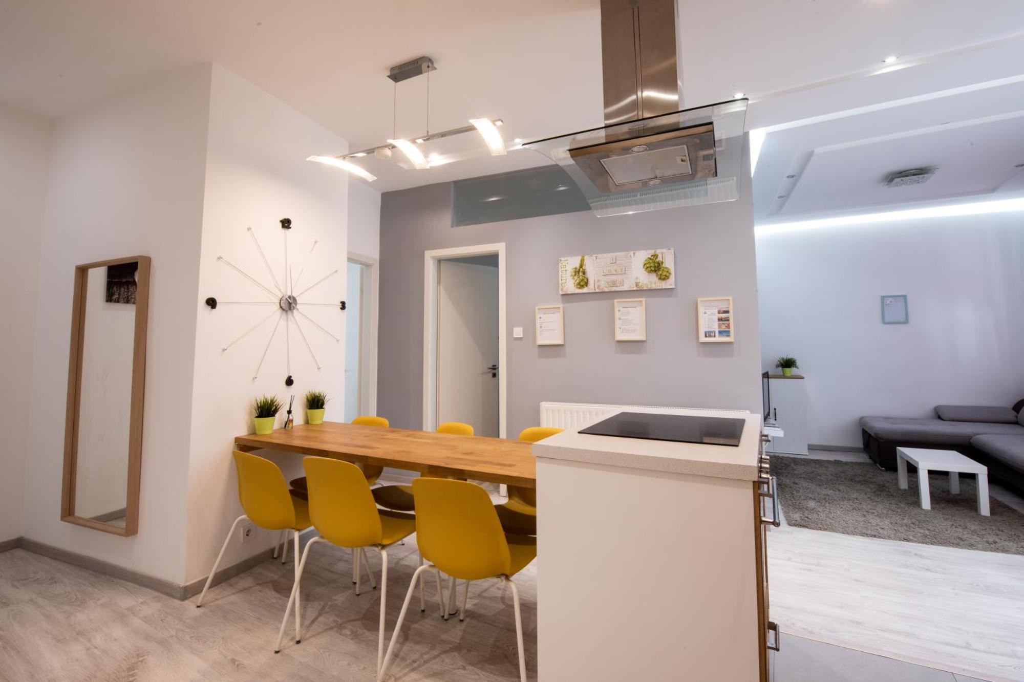 Modern Downtown Retreat At Akacfa 36 *
