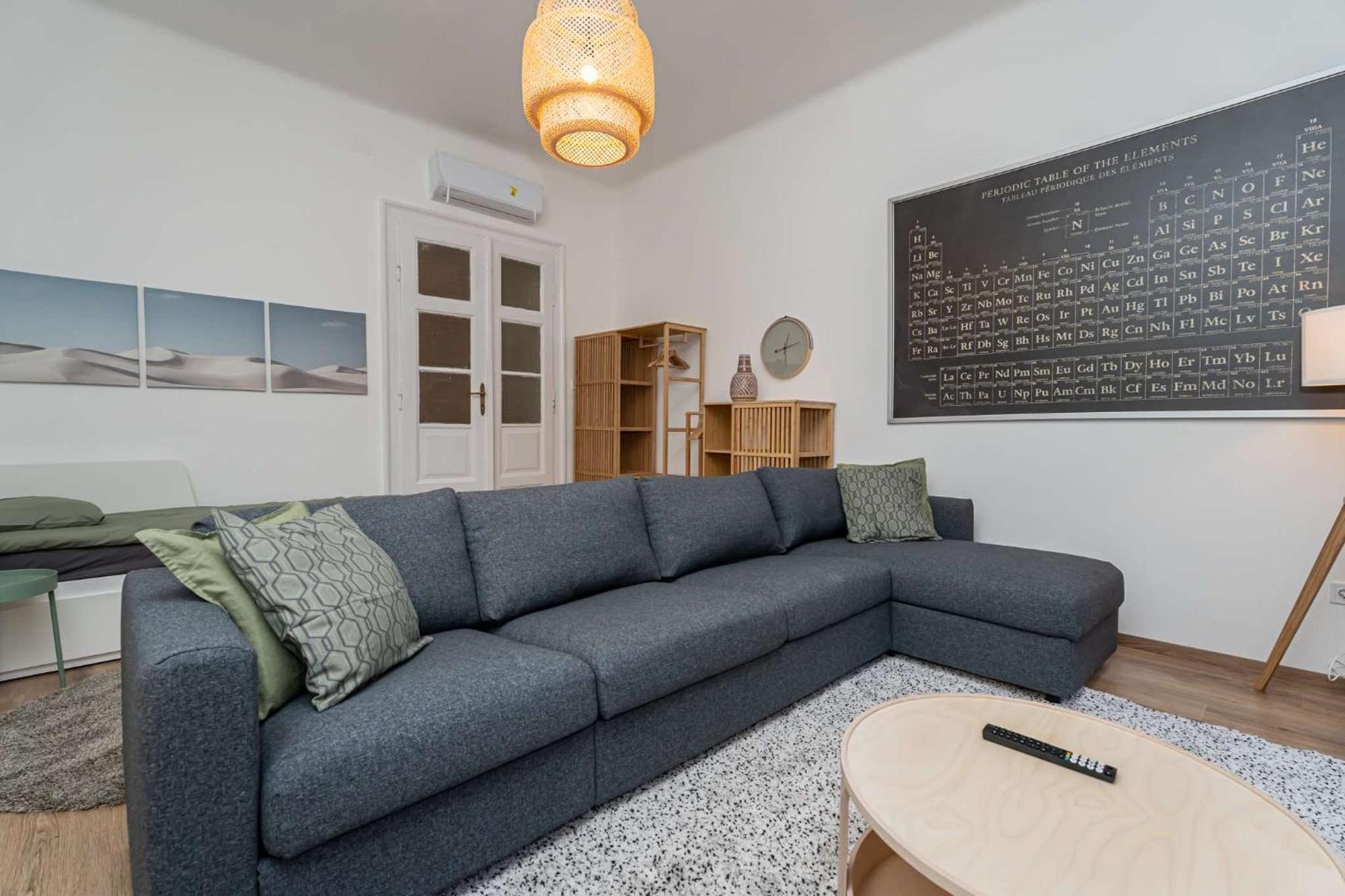 Gozsdu Court Three Roses Apartmán Budapest