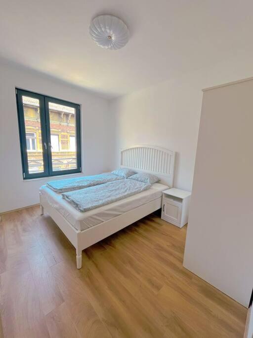 Appartamento Spacious With Balcony And Garage