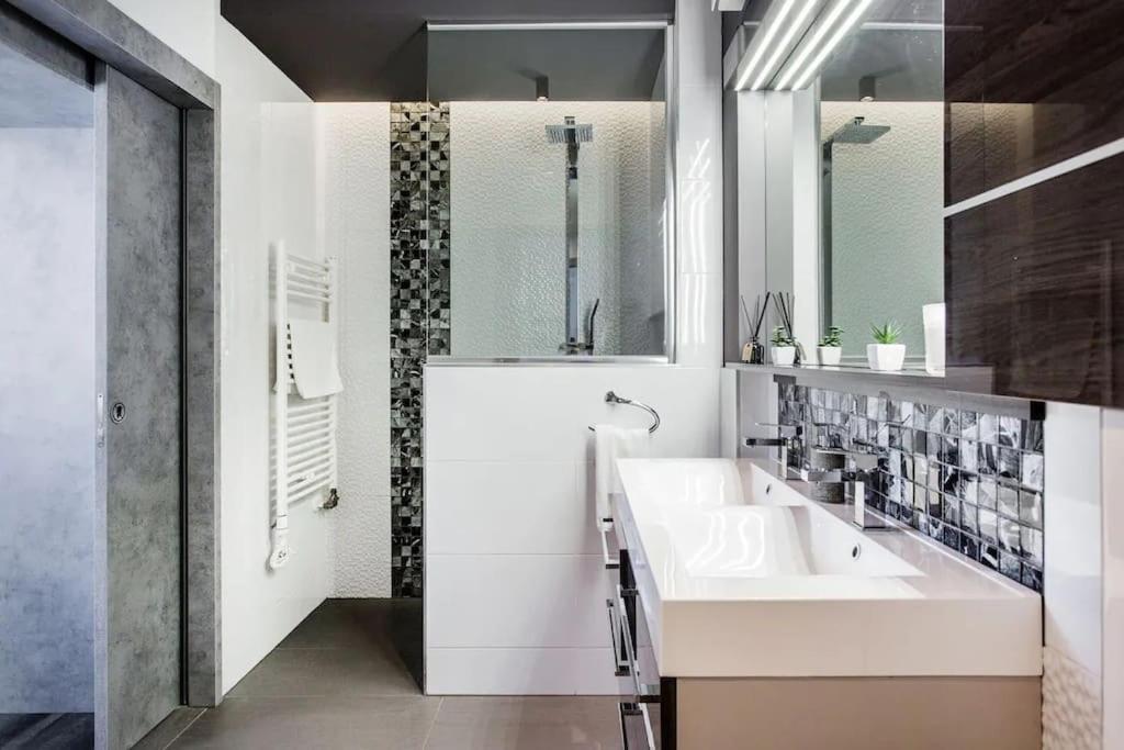 Lägenhet Karinflats Deluxe - The Cream Penthouse Budapest