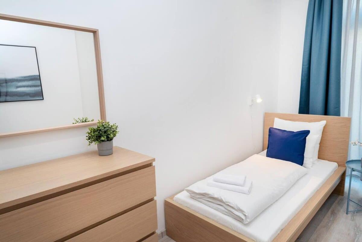 Apartamento Very Extra Large Brand New Aircon *
