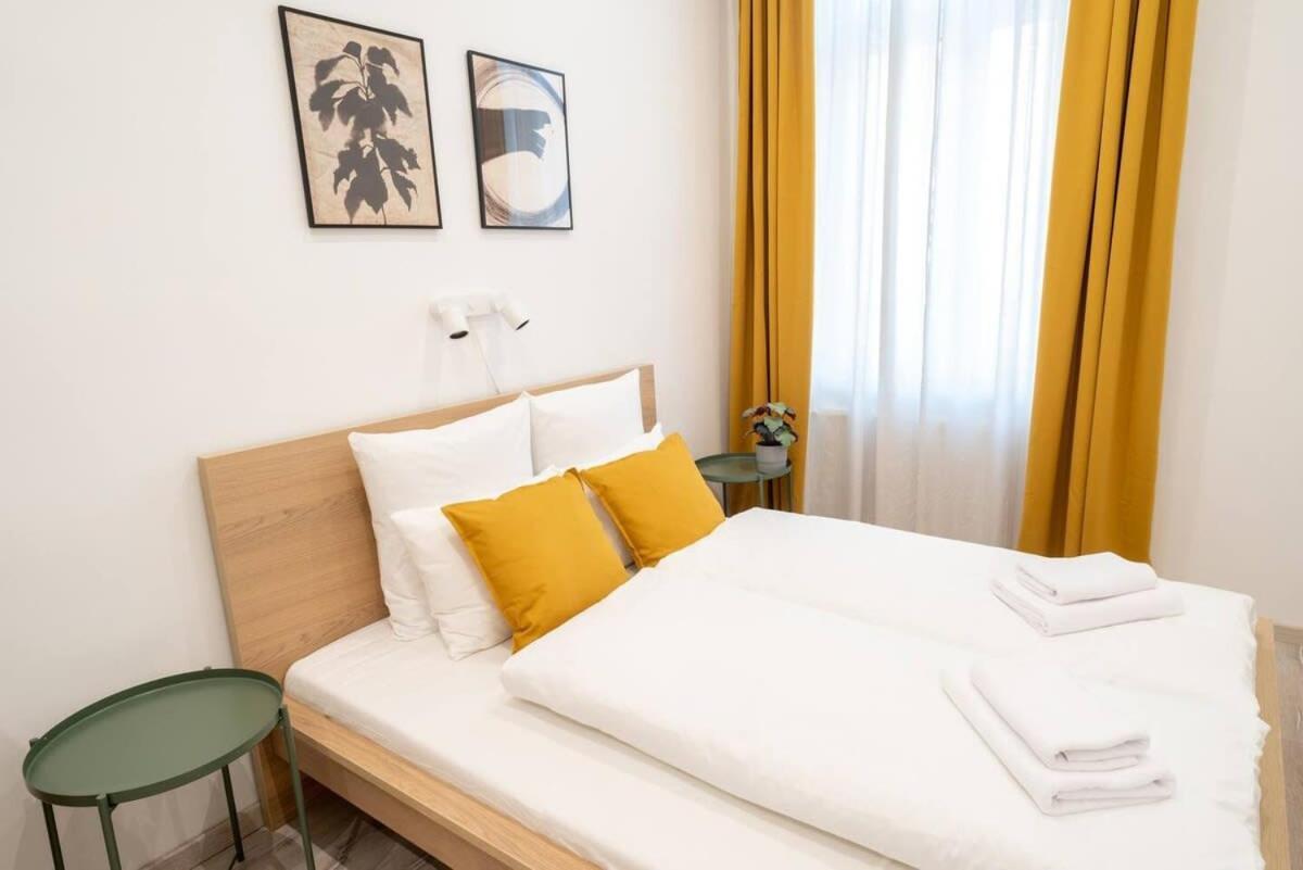 Very Extra Large Brand New Aircon Apartamento *