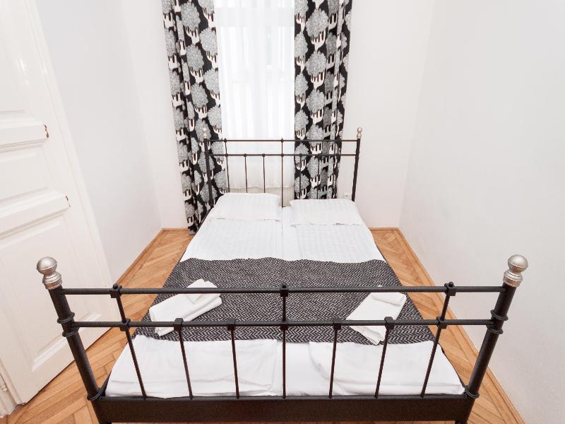 Like - Center - Style Apartman *