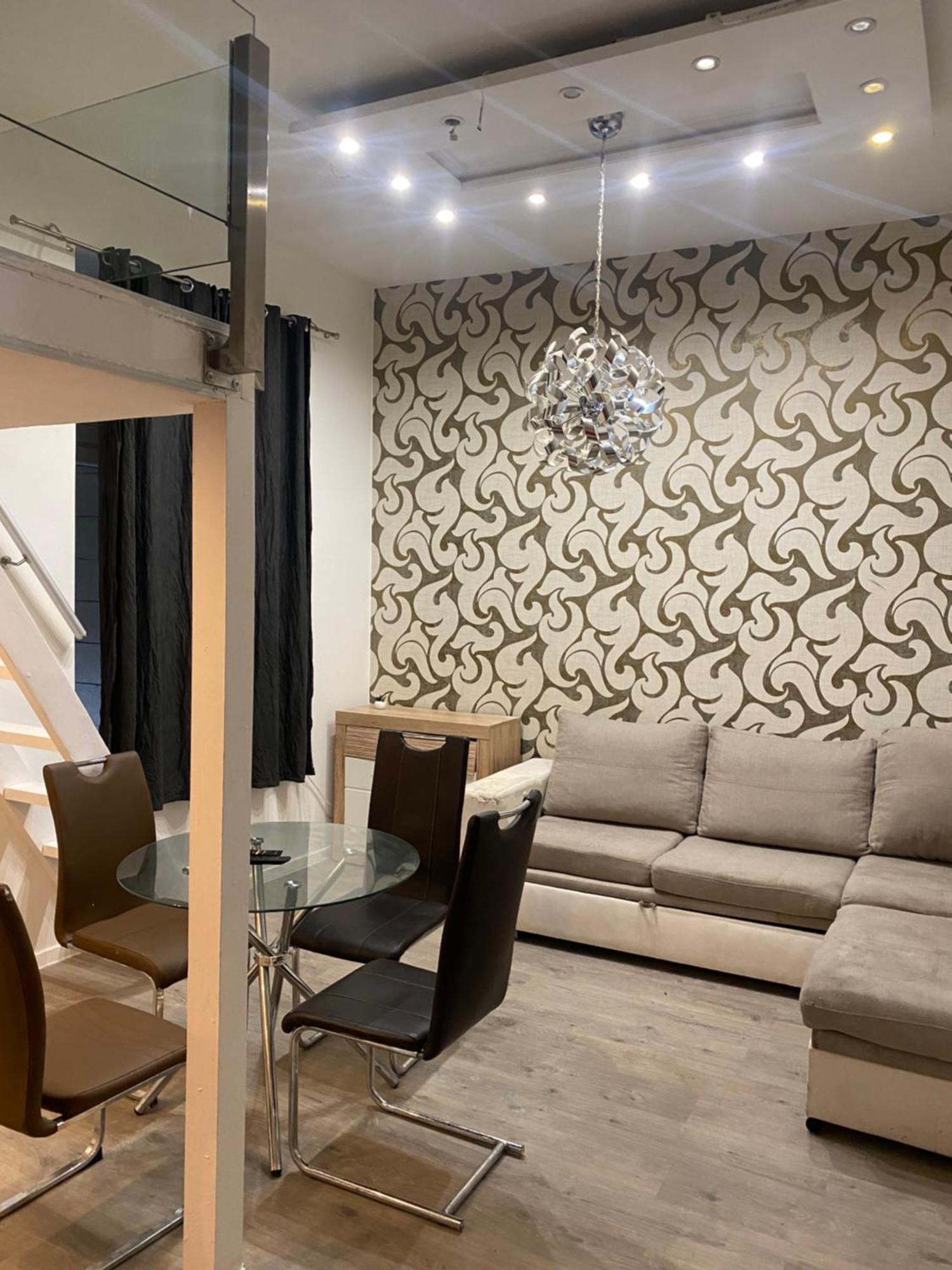 Apartamento Roland Downtown - Almassy