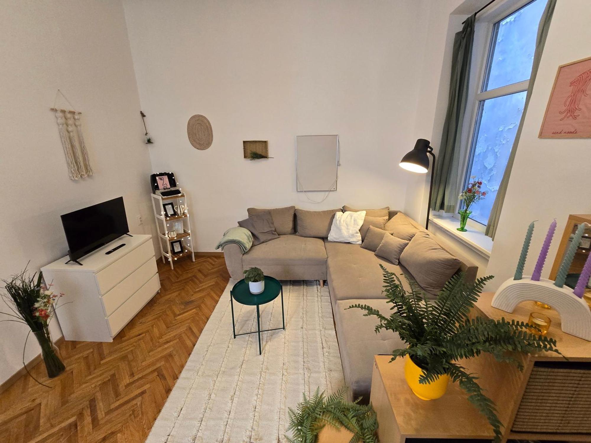 Grand Boulevard Ap Downtown Near 4-6 Tram Budapest