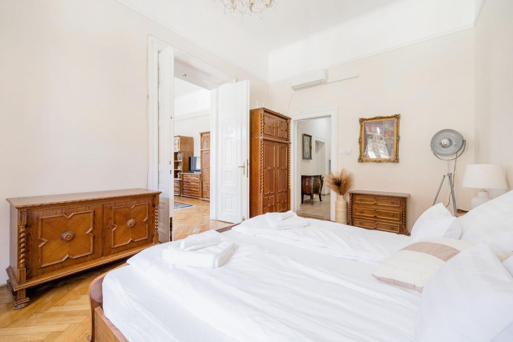 Appartamento Vintagebuild2bdr2bthr Budapest