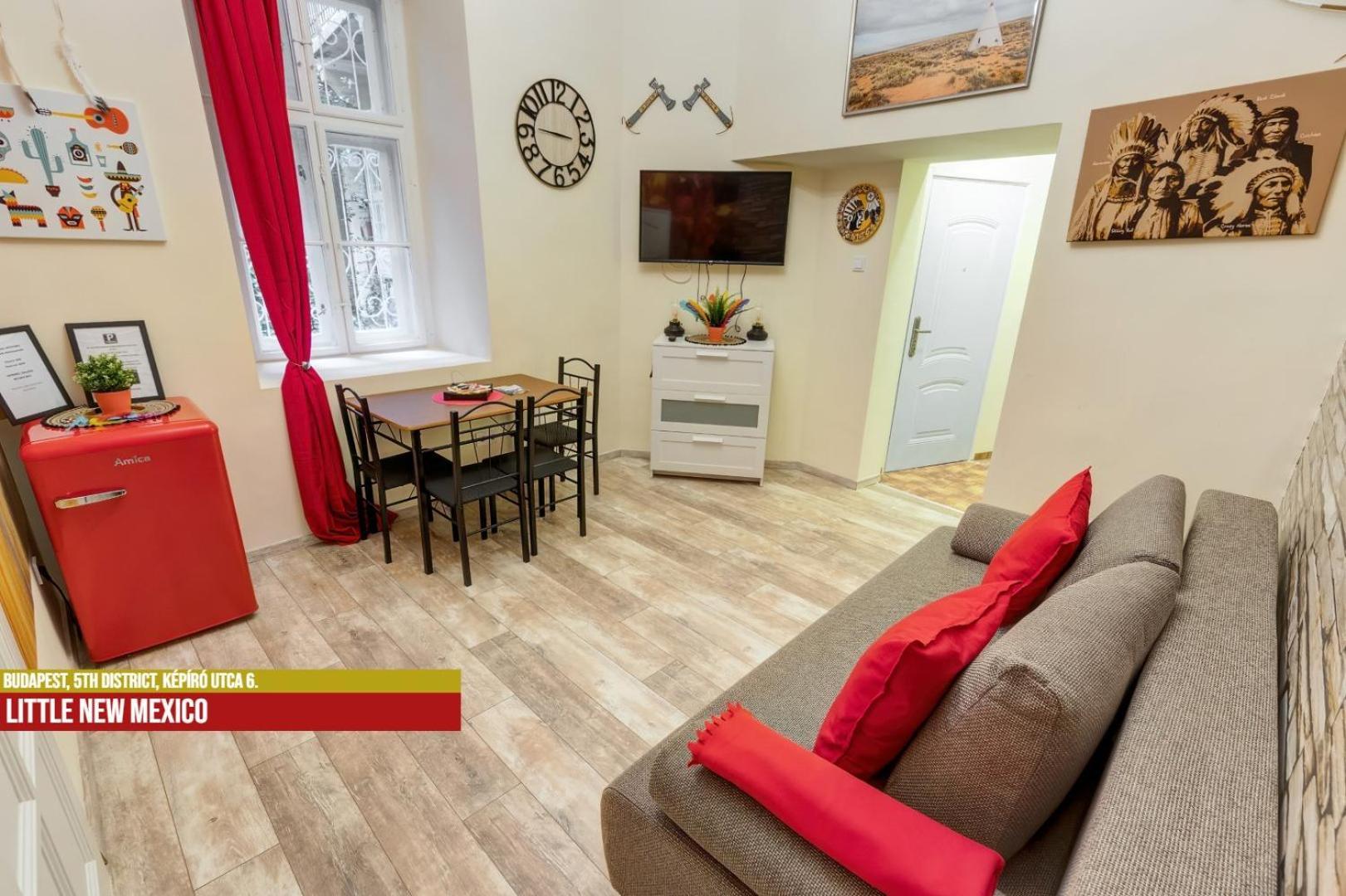 Apartment Little Americas Main Street Budapest