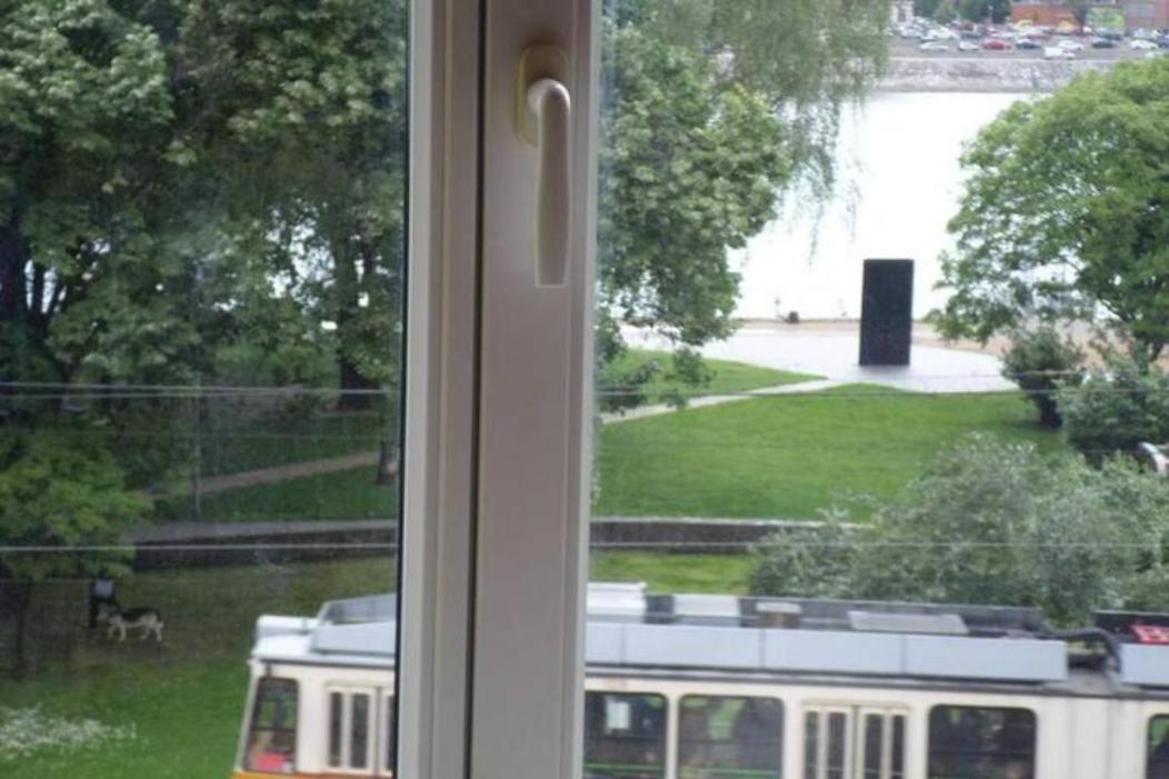 Bbudapest River Park Apartment