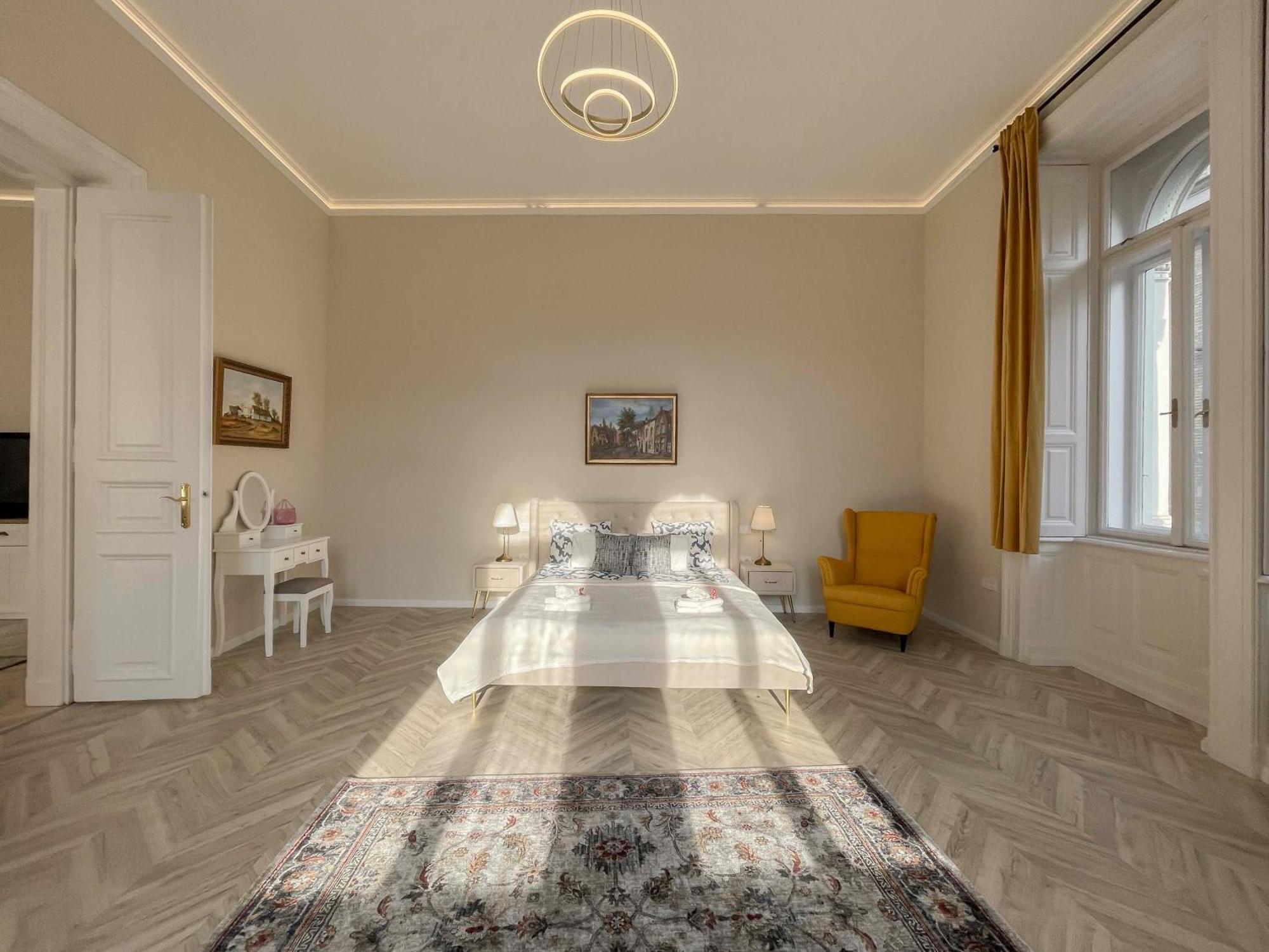 Appartamento Opera Luxury Resident *