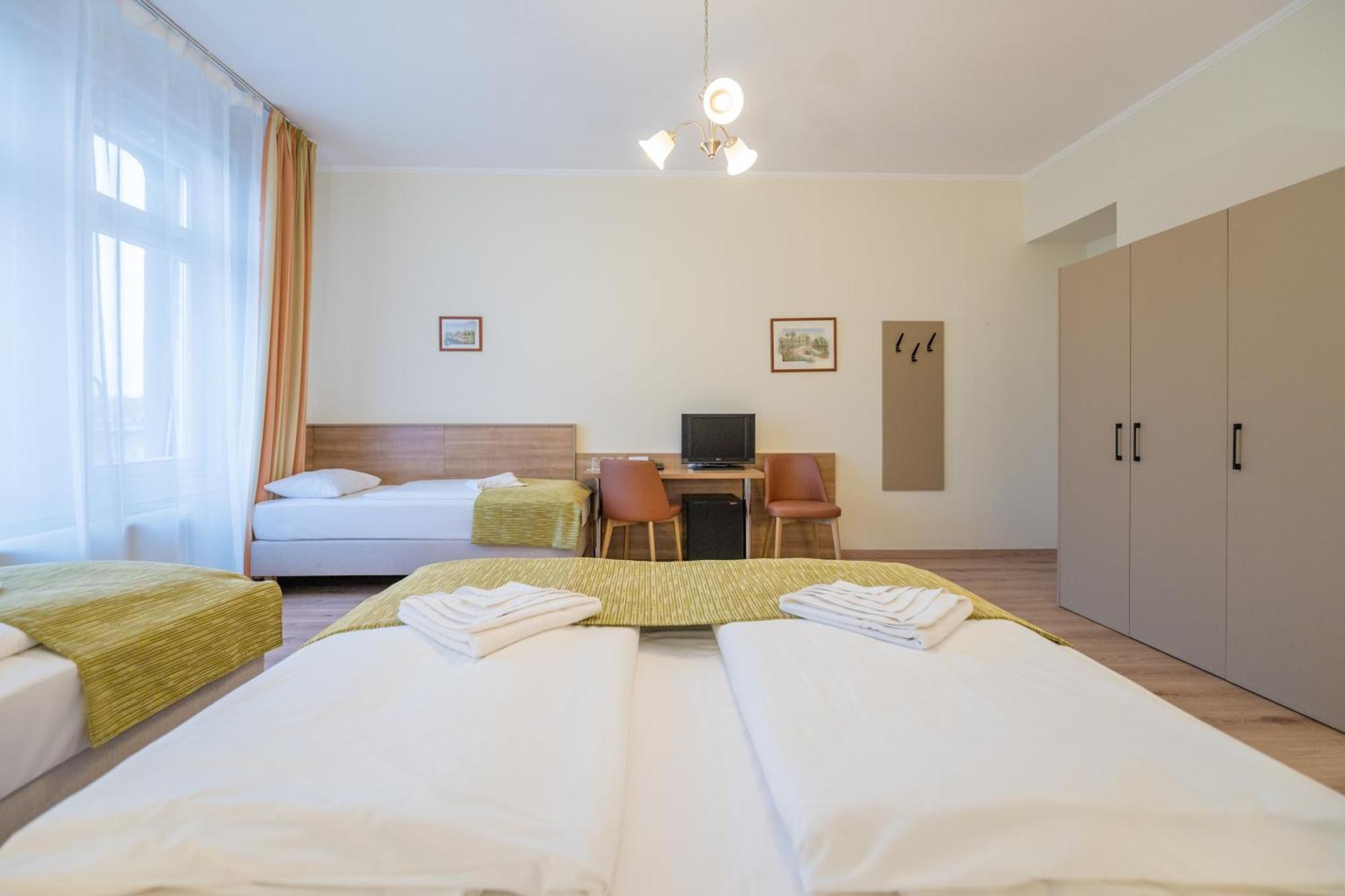 Baross City - 3* Budapest